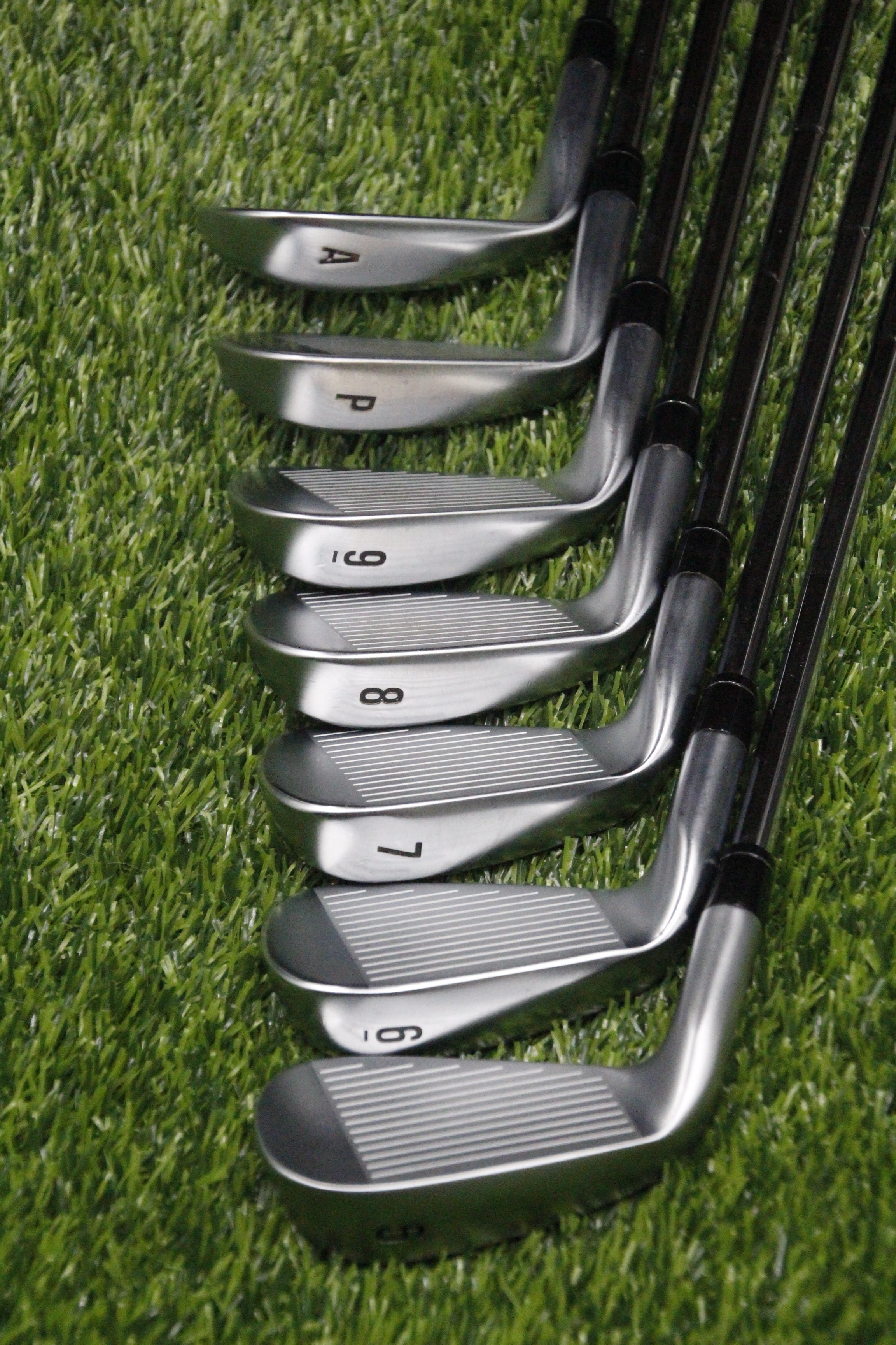 Callaway Apex Ai300 Iron Set 5-PW AW S Flex Std Length
