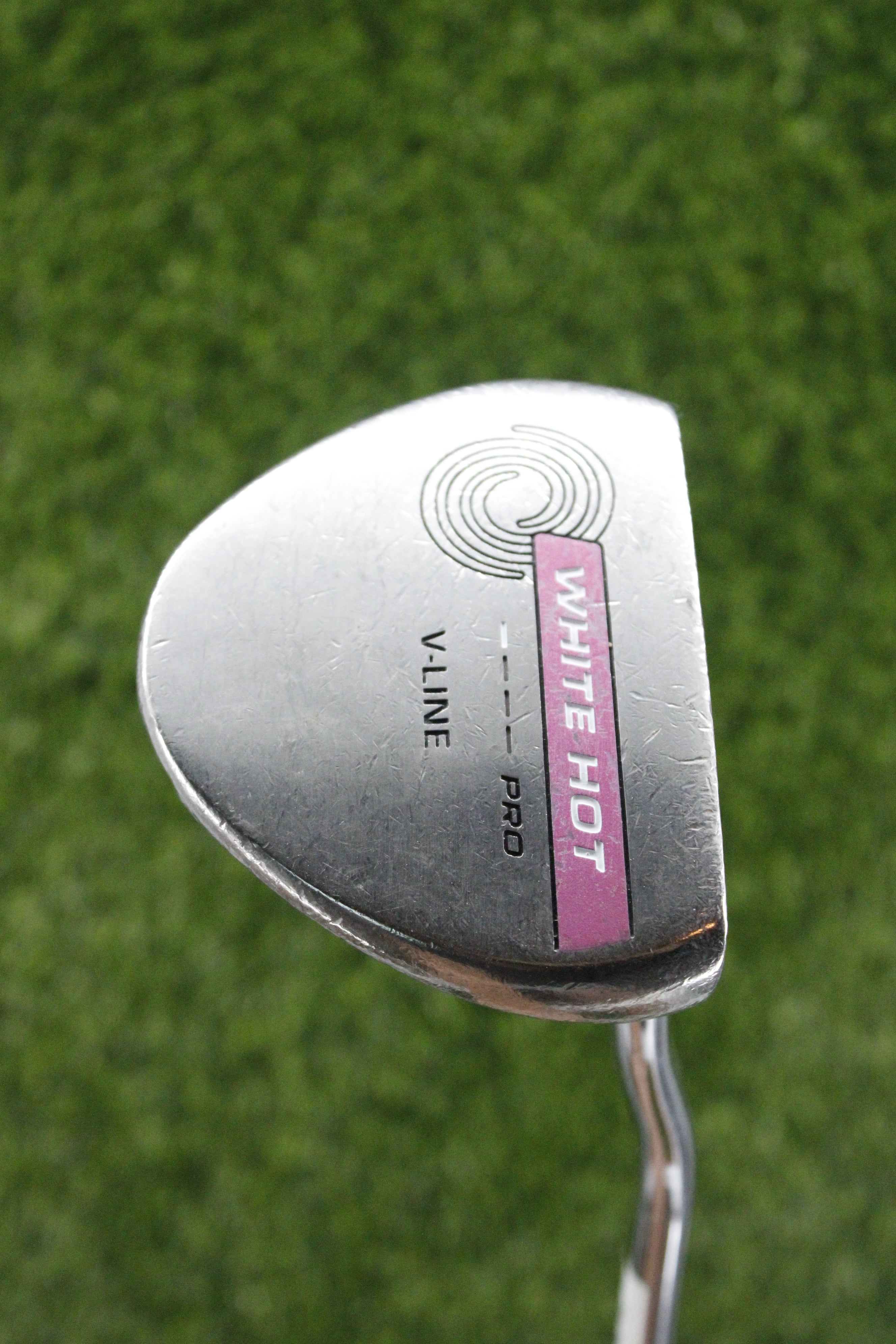 Odyssey White Hot Pro V-Line Putter – In Stock & Ready to Ship