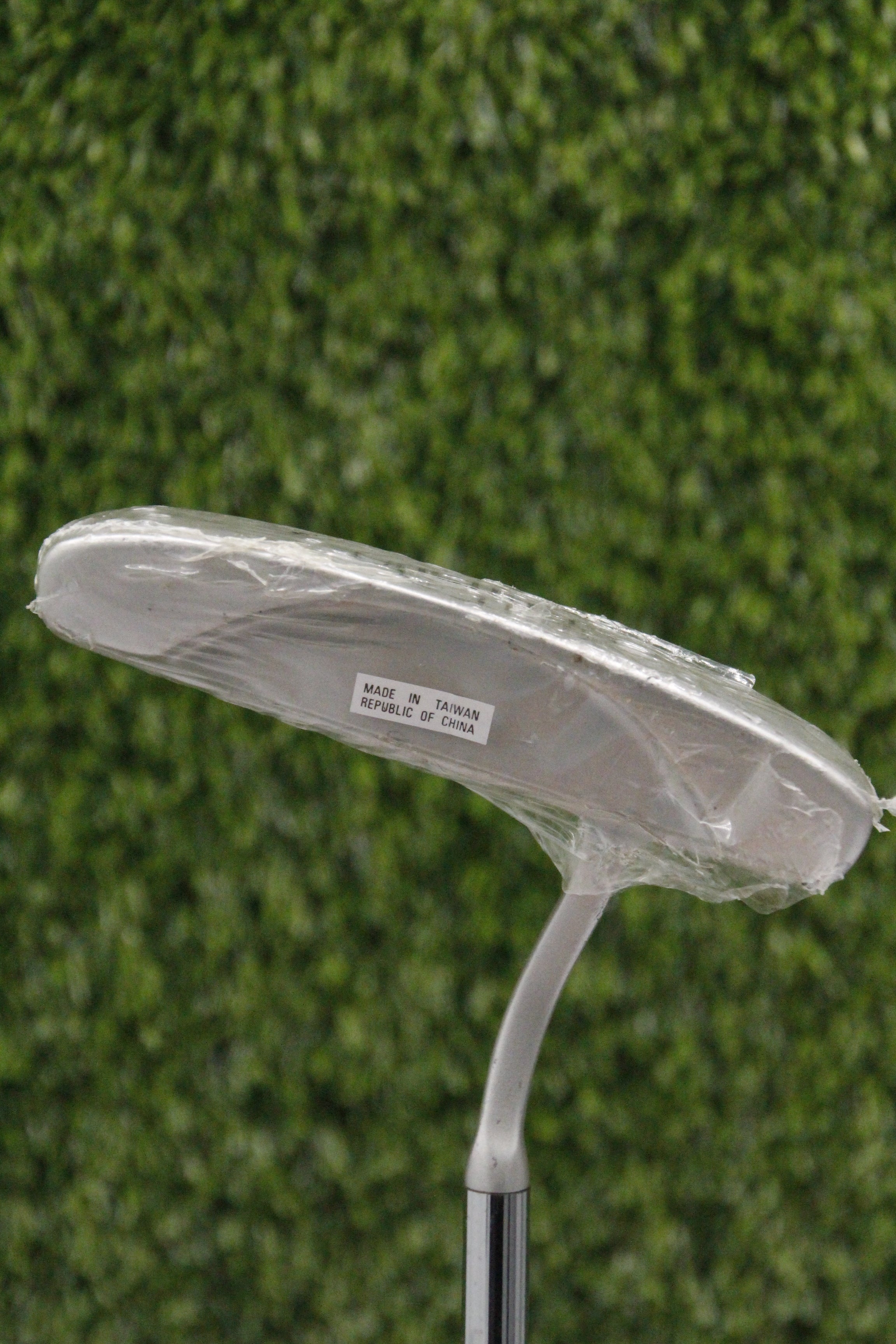 NEW C-Thru Skyy Vodka Putter 35.5"