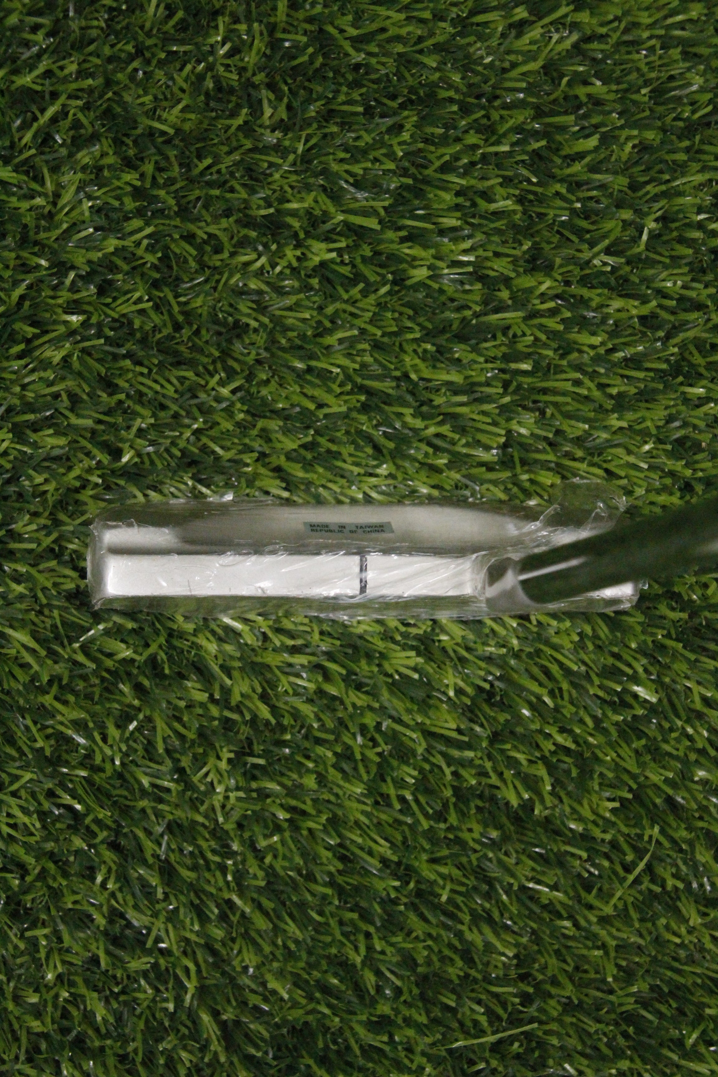 NEW C-Thru Skyy Vodka Putter 35.5"