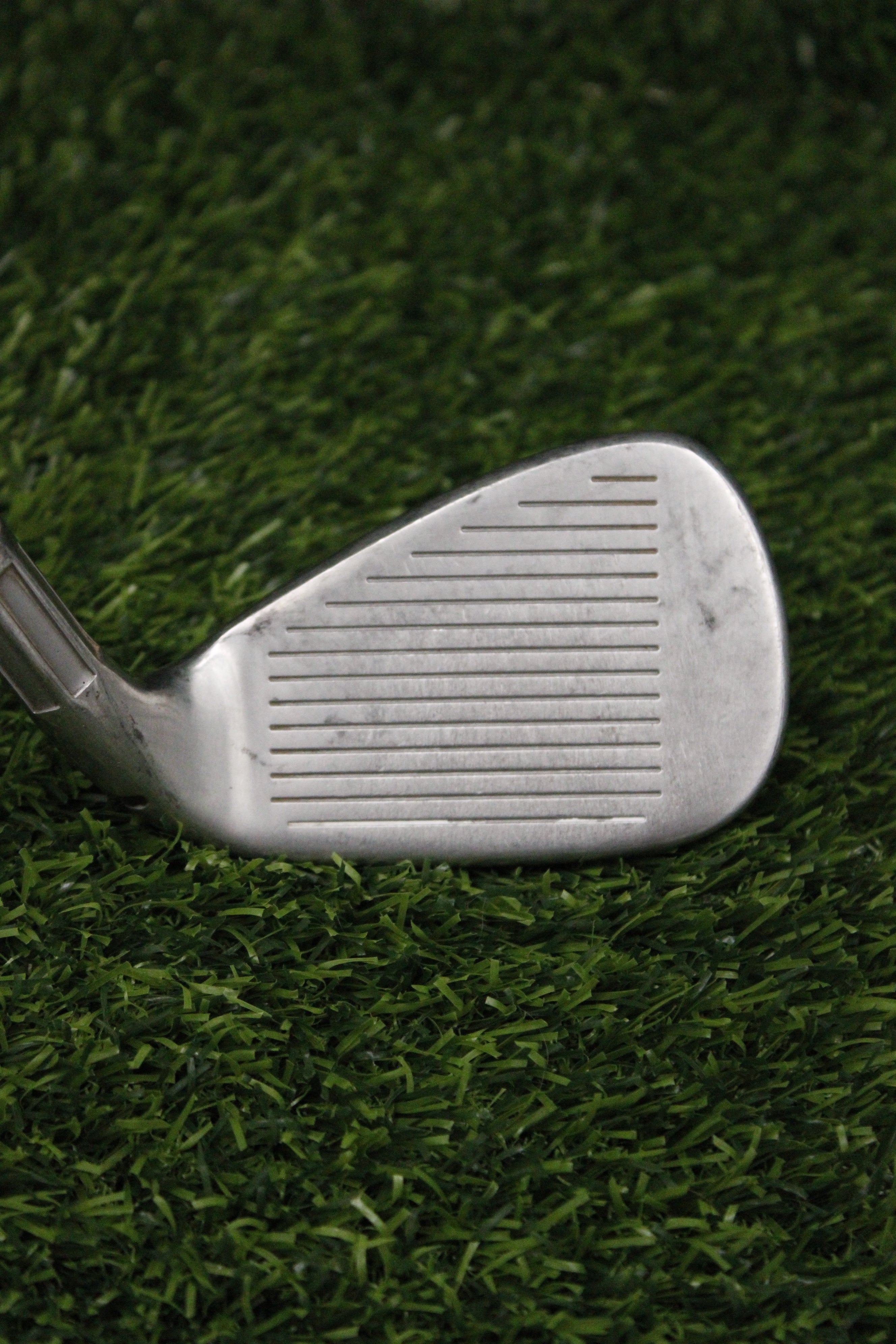 Lefty TaylorMade M4 PW R Flex 36"