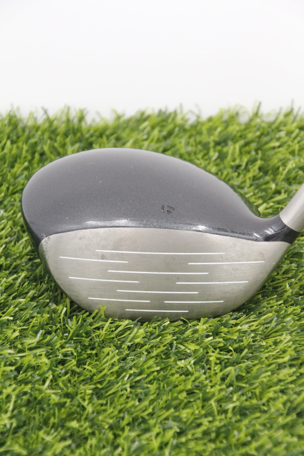 TaylorMade 320 Ti Tour 9.5° Driver S Flex 45"