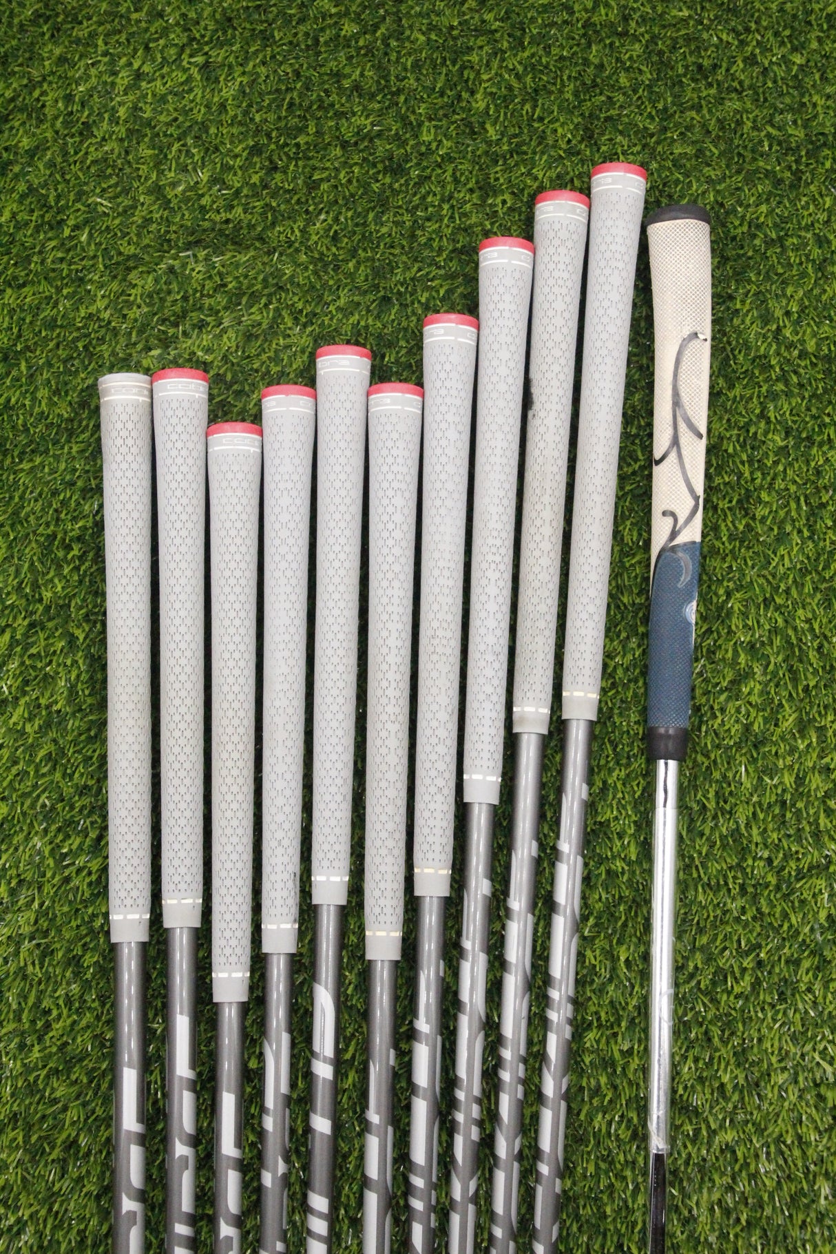 WOMEN Cobra King F7 Ladies Par Set L Flex -0.5"