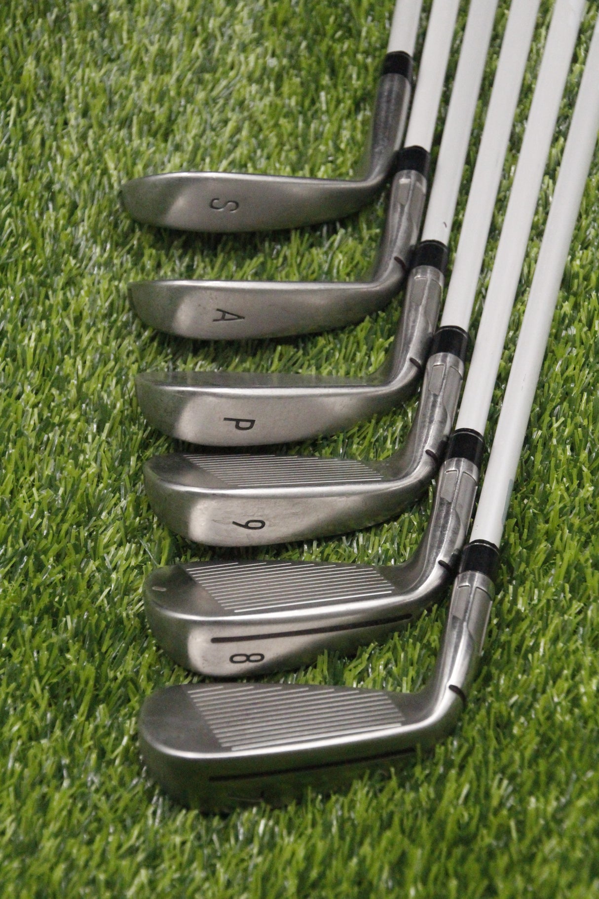 WOMEN TaylorMade Stealth Iron Set 7-PW AW SW L Flex -0.5"
