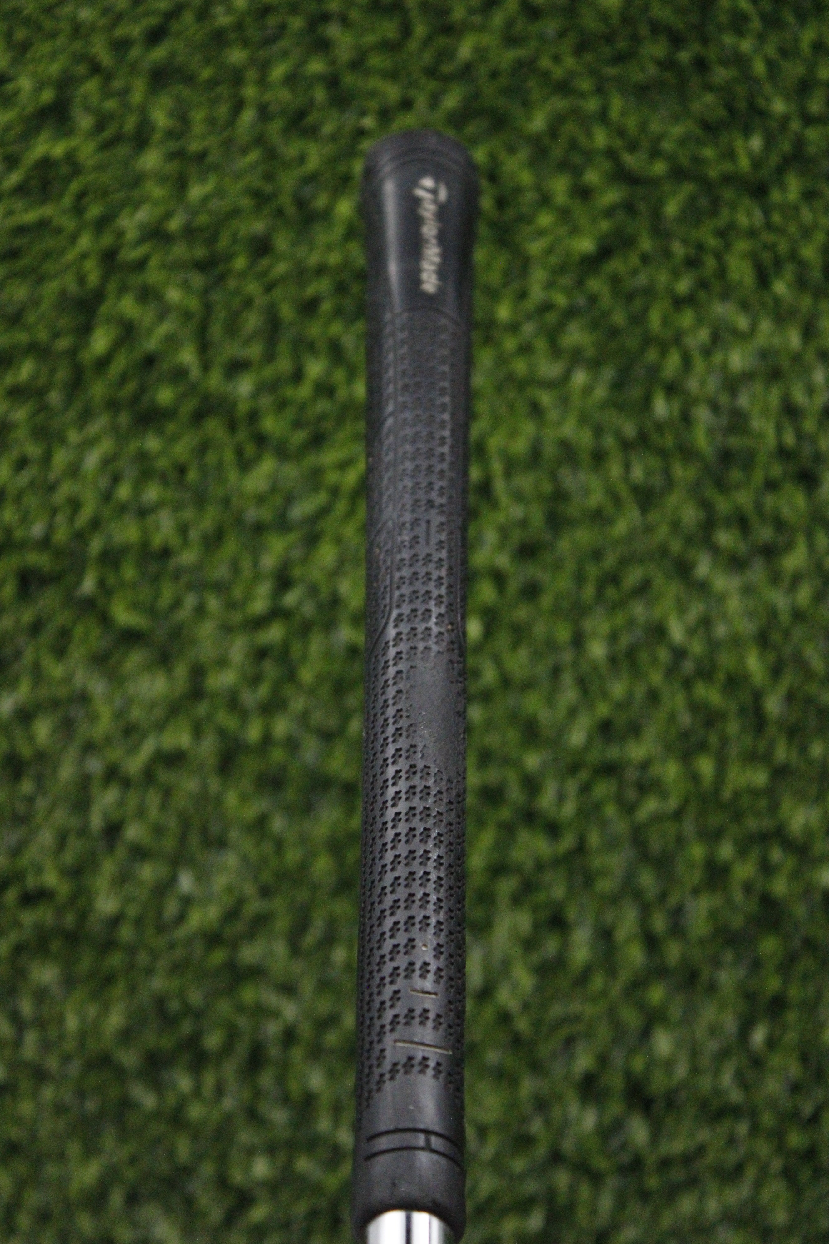 TaylorMade 200 Steel 7 Iron R Flex 37"