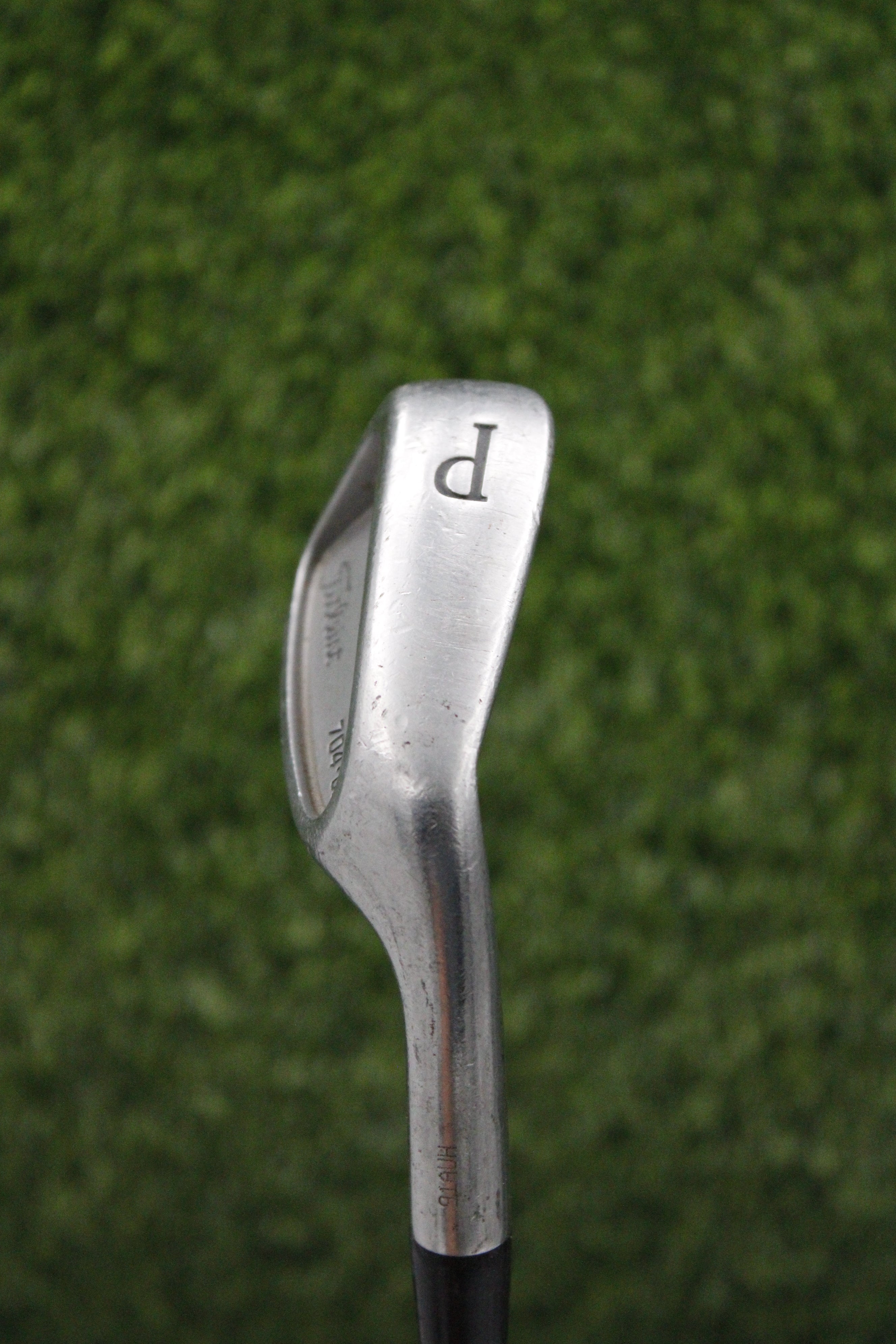 Titleist 704 CB PW S Flex 37"