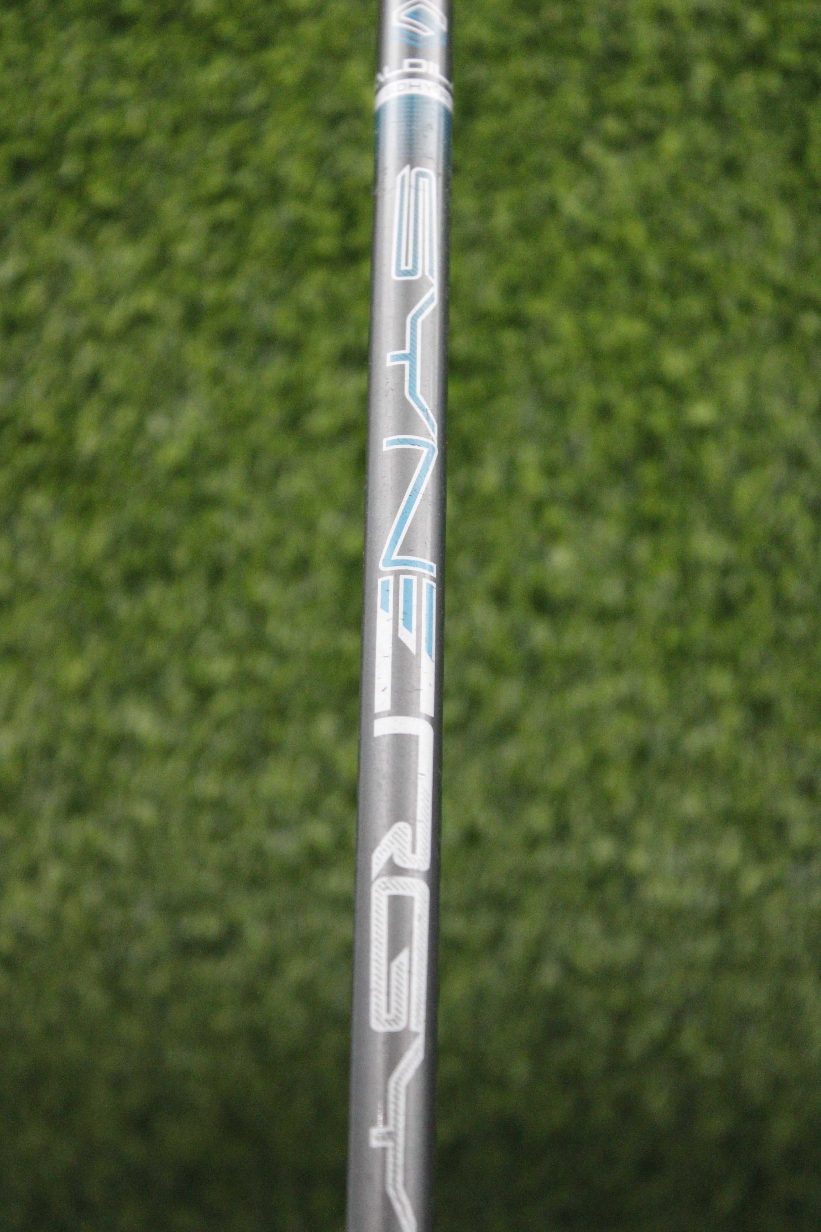 Callaway Rogue 24° 5 Hybrid R Flex 39.25"