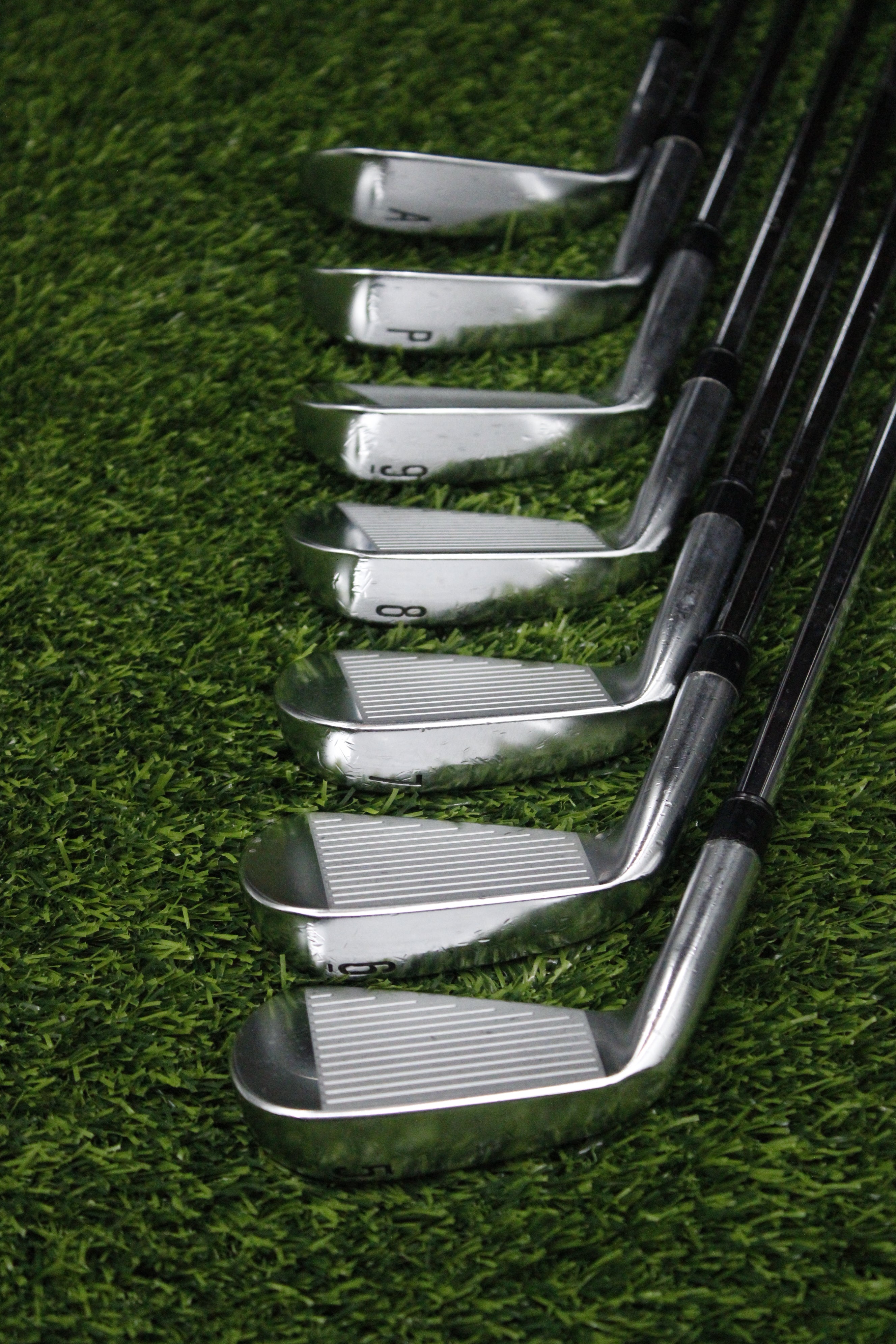 Srixon Zx5 Iron Set 5-PW GW R Plus Flex Std Length