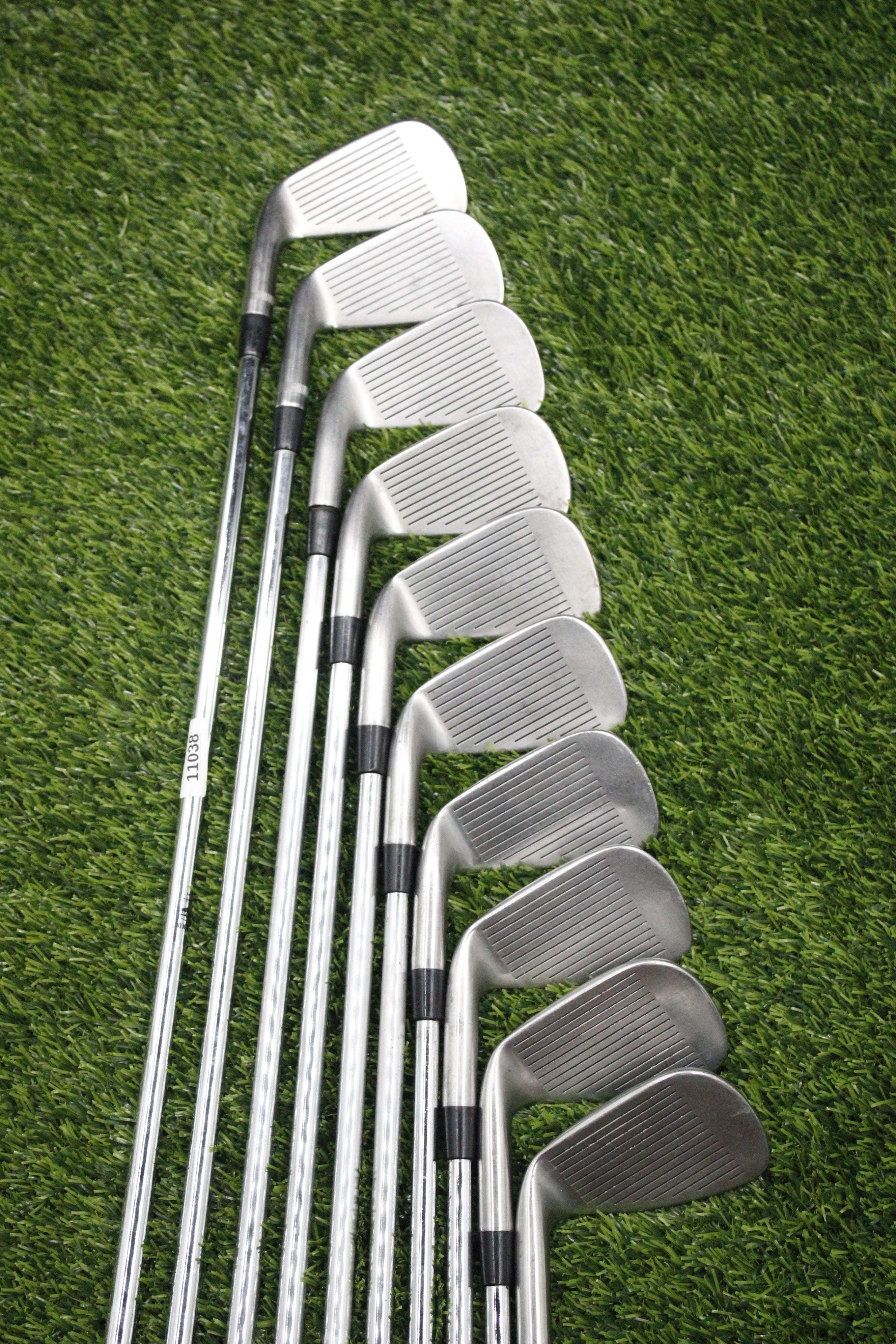 Titleist DCI 981 Iron Set 1-PW R Flex Std Length