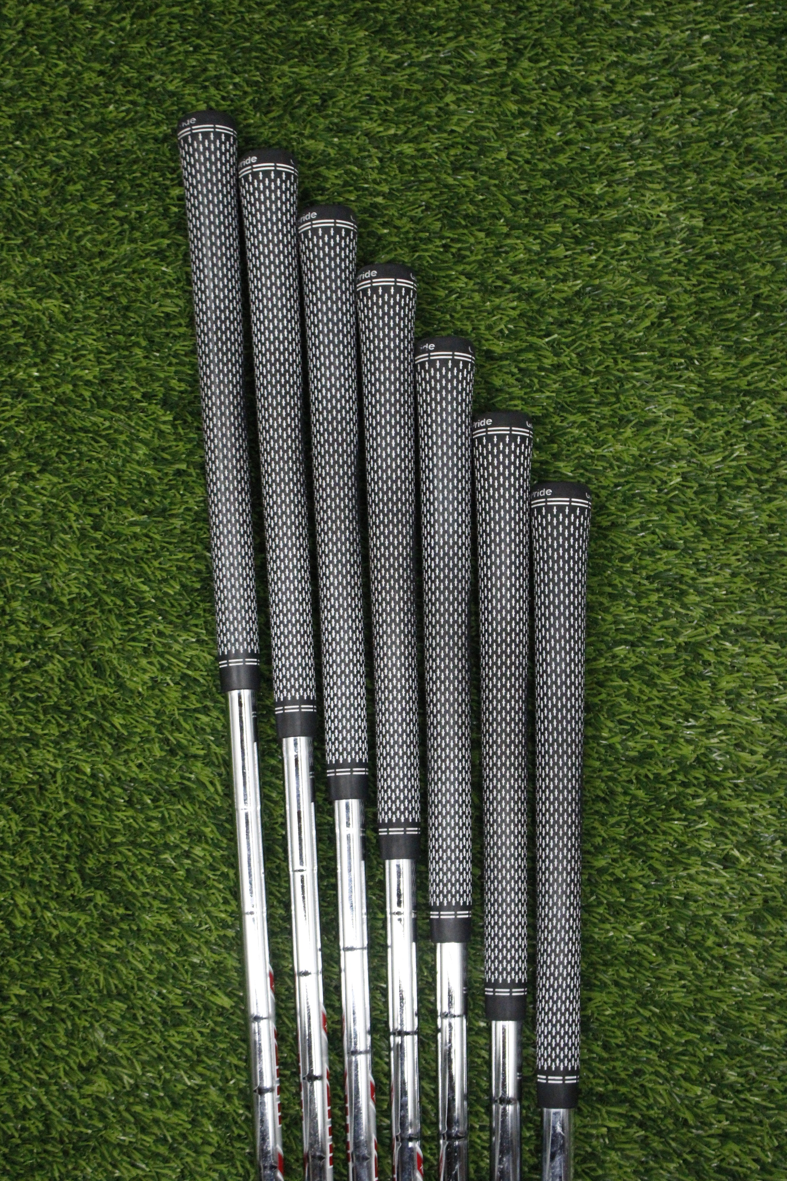 Titleist 2021 T300 Iron Set 5-PW GW R Flex Std Length