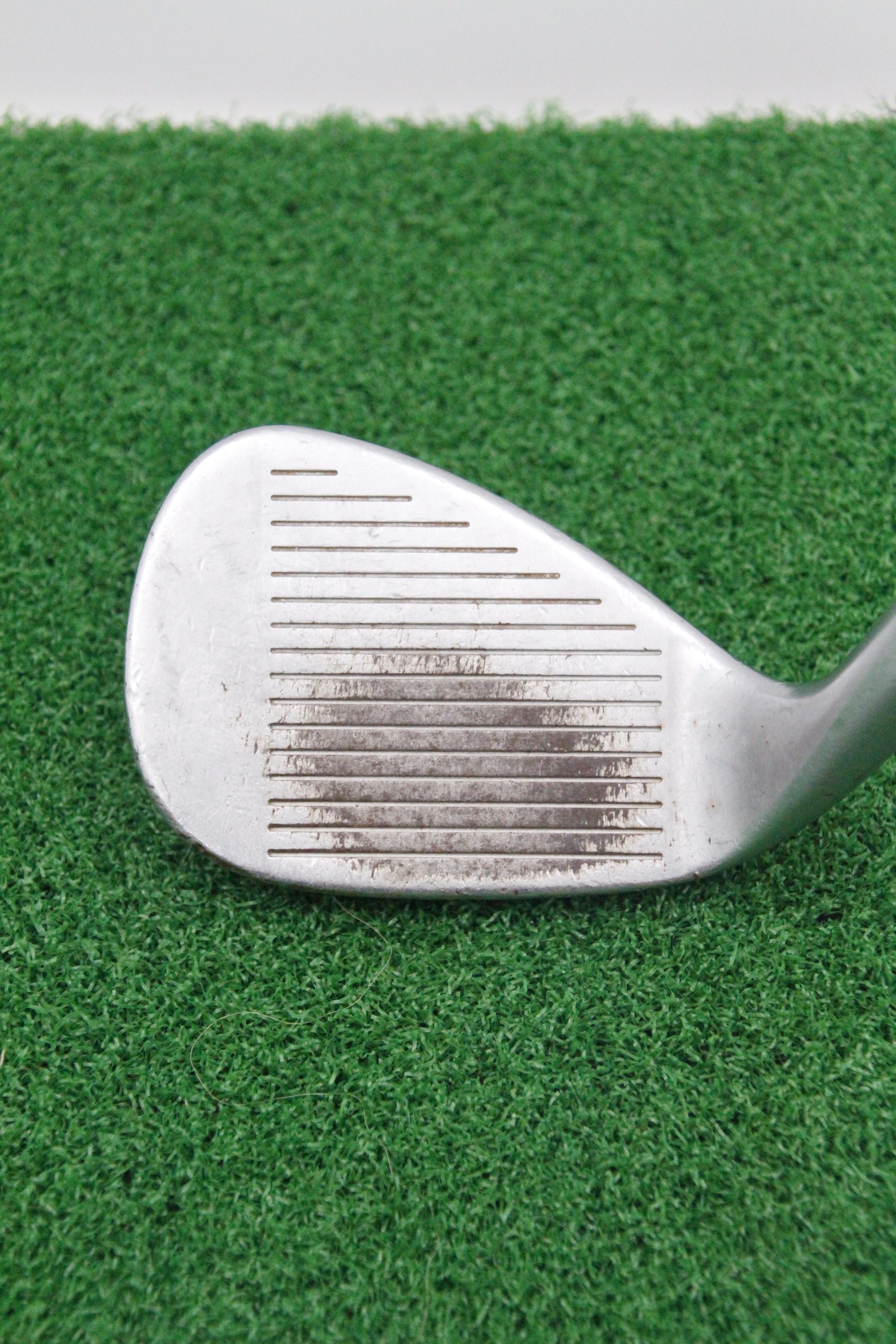 Titleist Vokey Chrome 200 52° GW Wedge Flex 35.5"