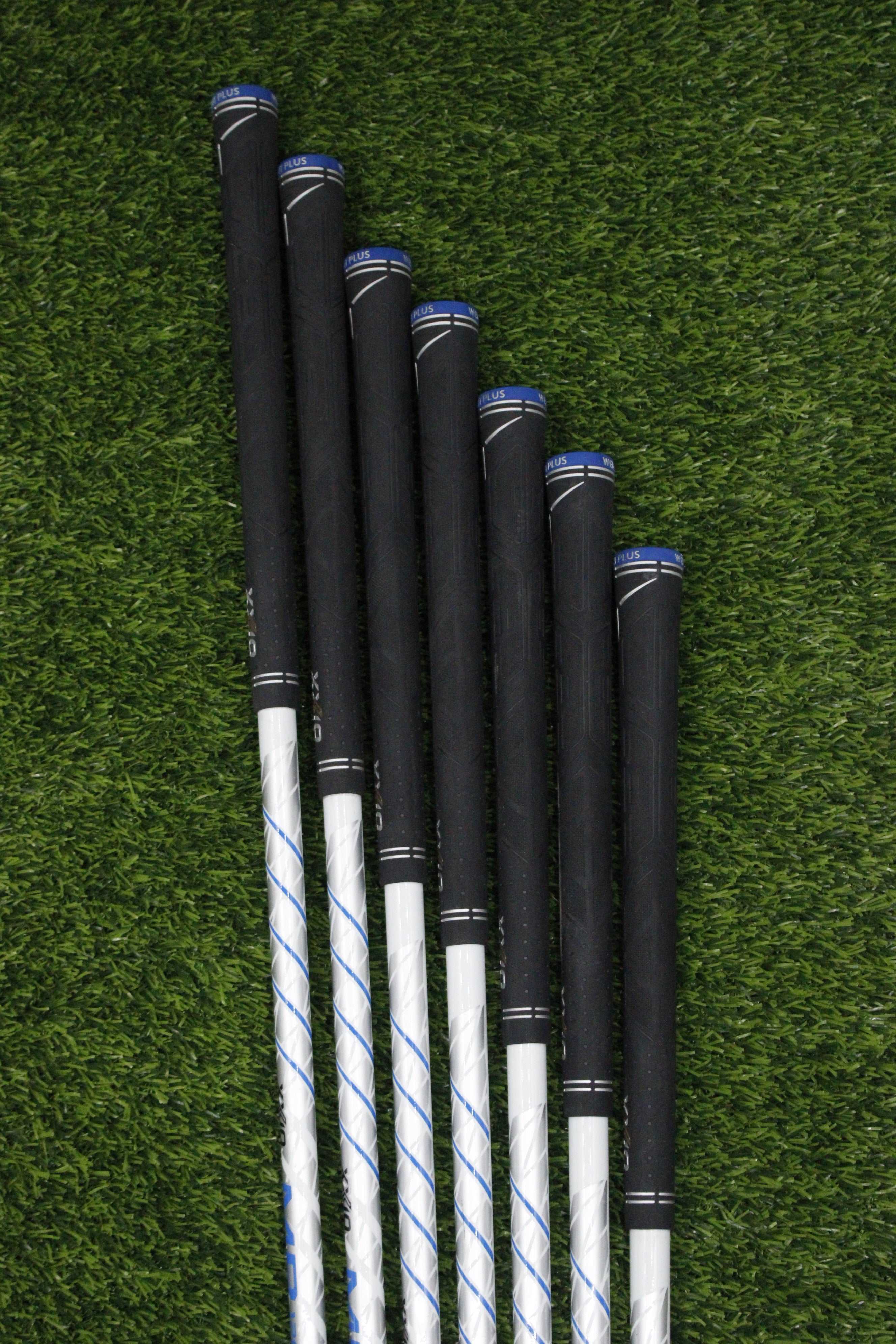 XXIO 12 Iron Set 6-PW AW SW R Flex -0.5"