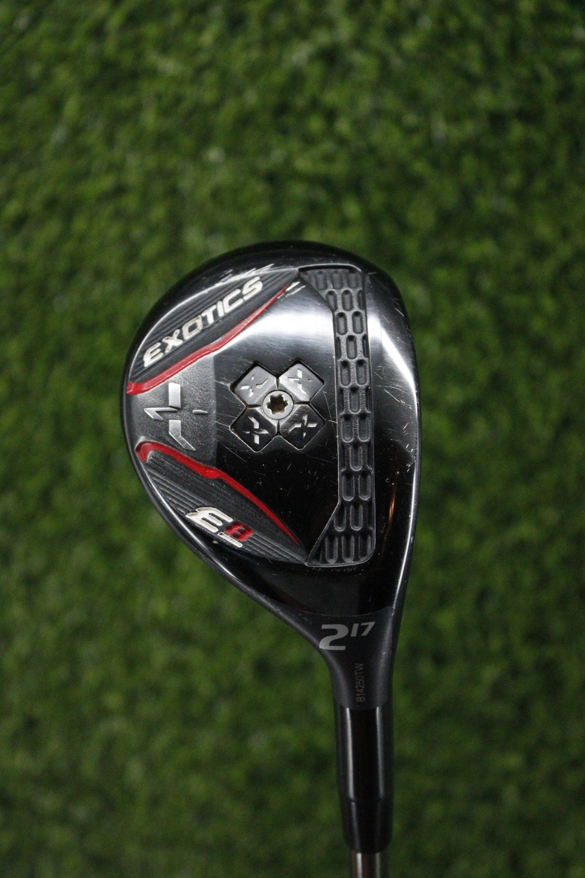 Tour Edge Exotics E8 17° 2 Hybrid S Flex 40.5"