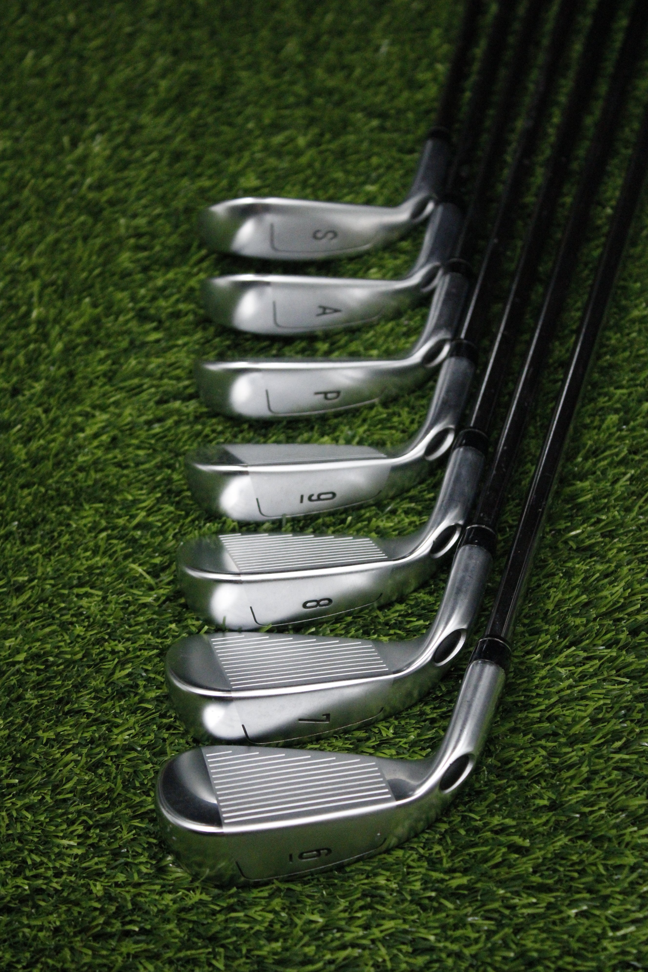 Callaway Big Bertha B21 Iron Set 6-PW AW SW A Flex Std Length