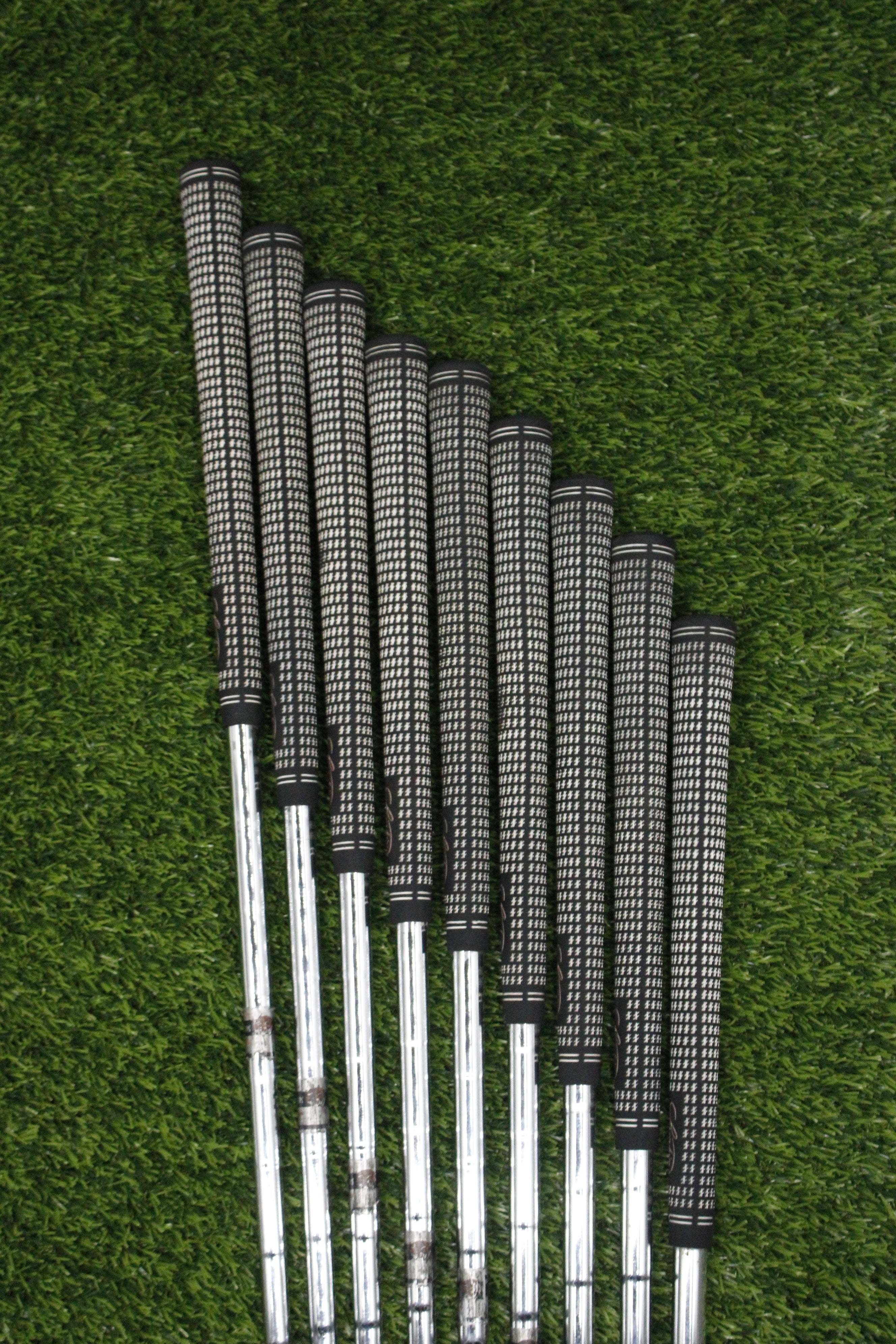 Lynx Iron Set 2-PW R Flex -0.5"