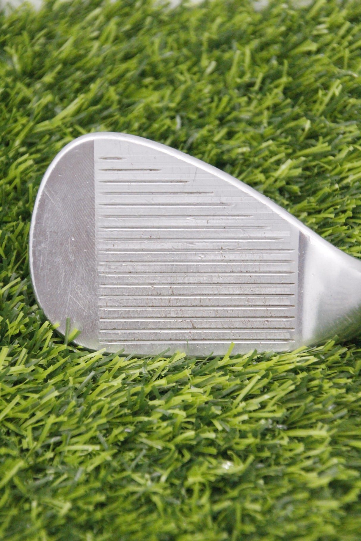 Titleist Vokey SM7 Tour Chrome 52° GW Wedge Flex 35.75"