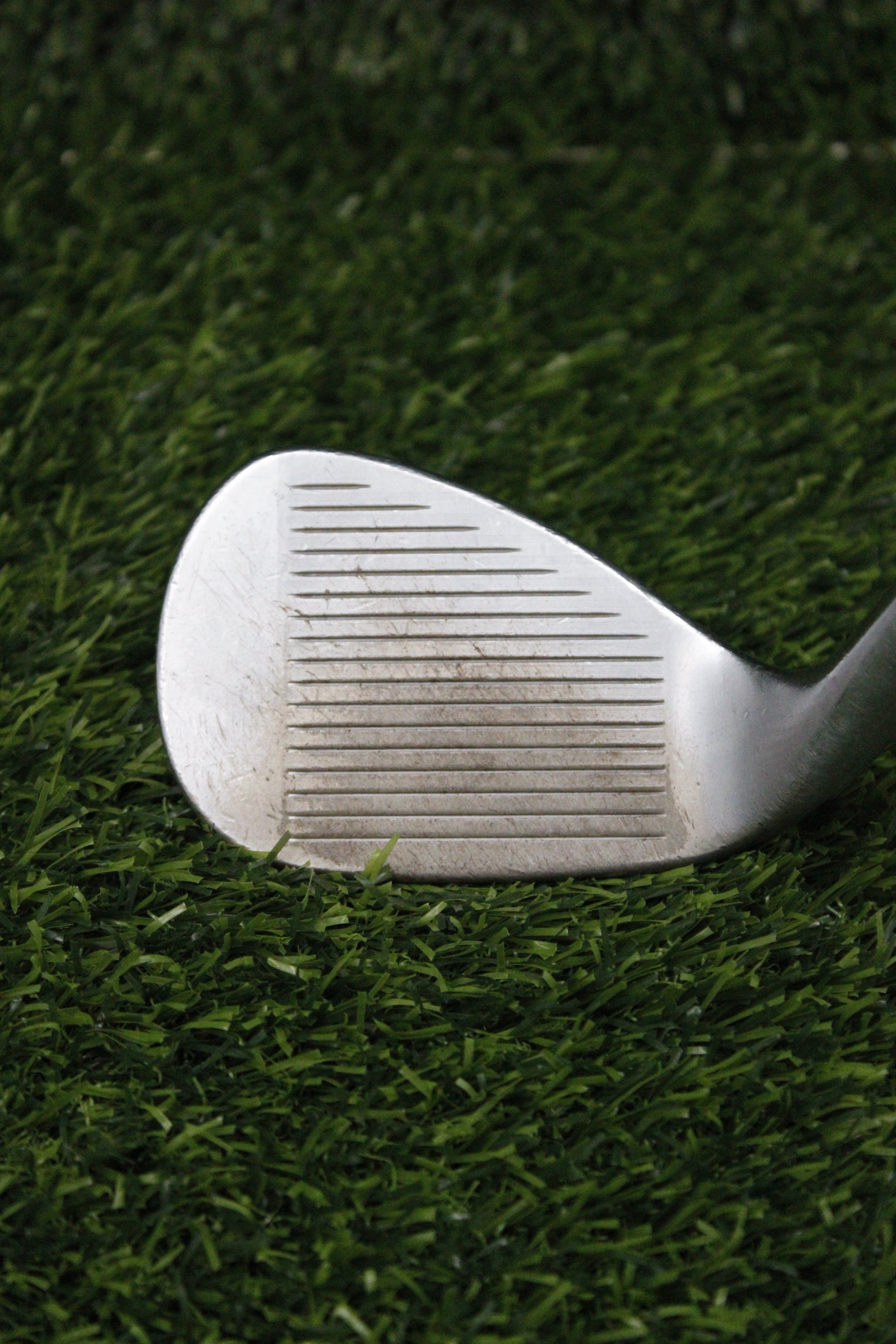 Titleist Vokey SM8 Tour Chrome 56° SW R Flex 36"
