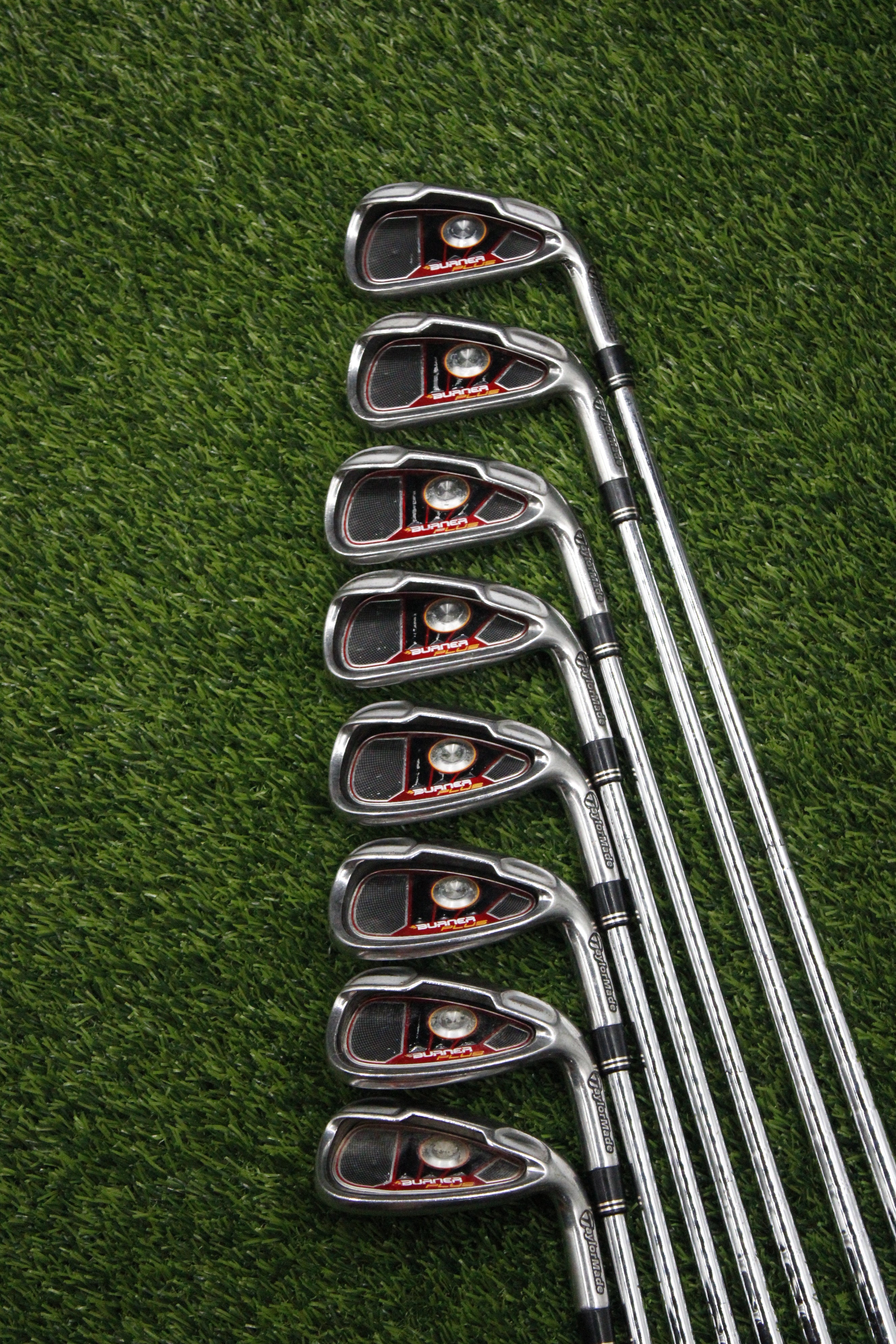 TaylorMade Burner Plus Iron Set 4-PW AW S Flex Std Length