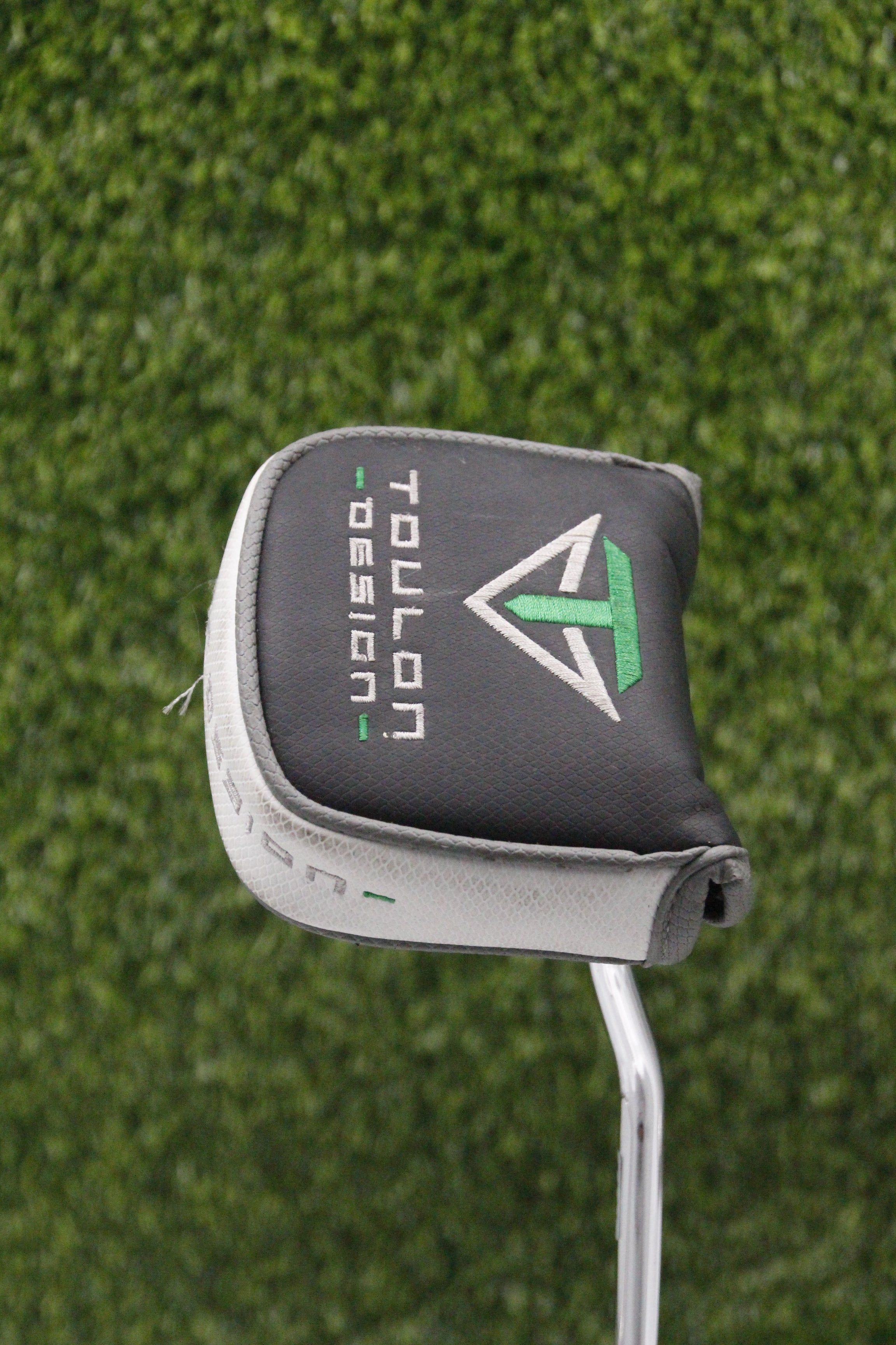 Odyssey Toulon Memphis Putter 34" w/ HC