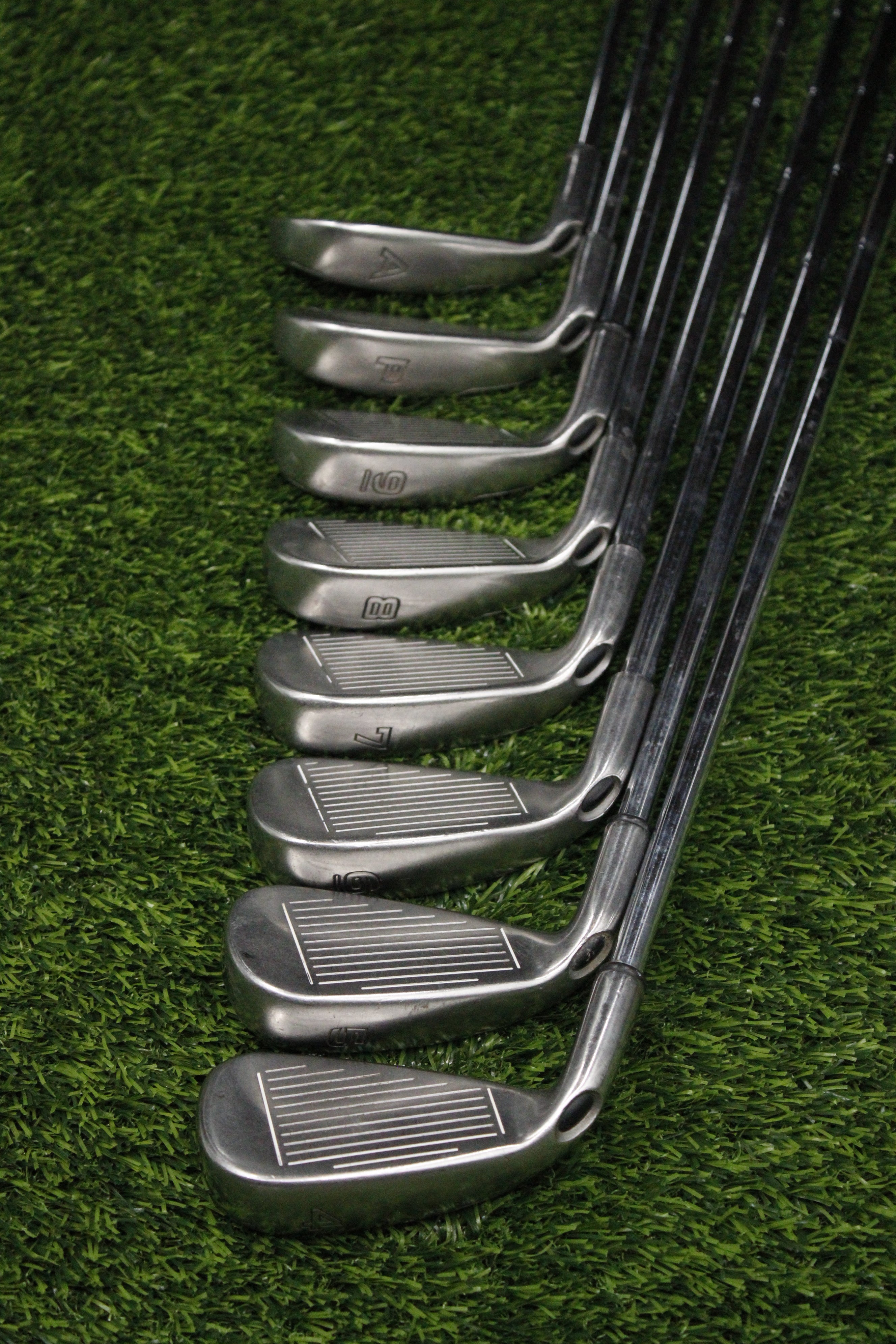 Callaway Diablo Edge Iron Set 4-PW AW Uniflex Std Length
