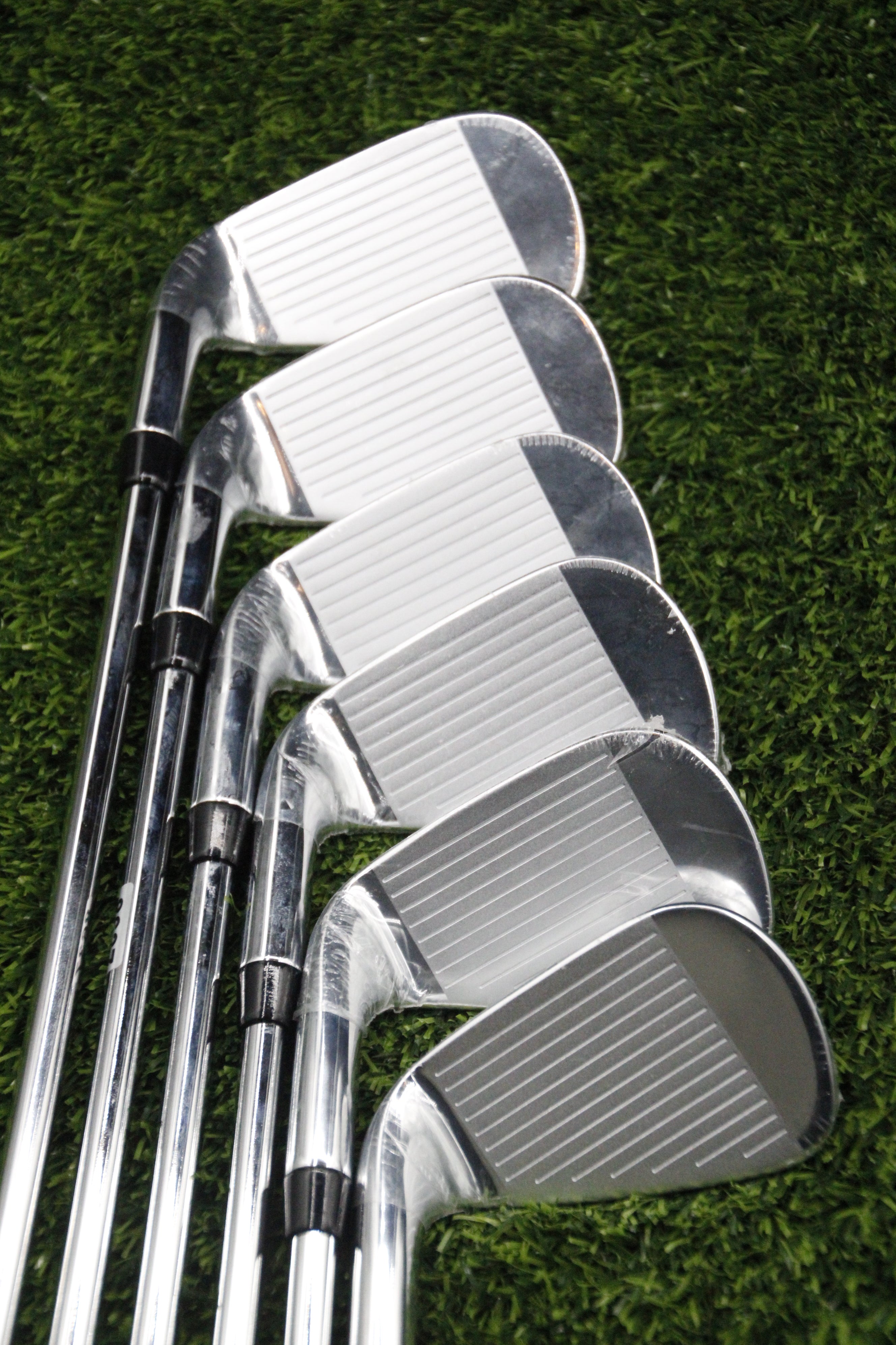 NEW Callaway Elyte HL Iron Set 6-PW AW R Flex Std Length